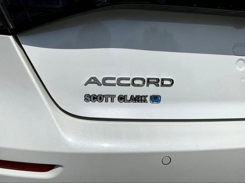 Used 2023 Honda Accord EX-L image 25