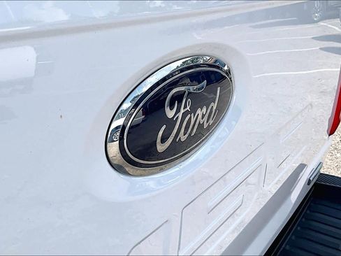Used 2022 Ford F150 XL w/ Equipment Group 101A High AWD/4WD image 31