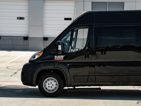 Used 2020 RAM ProMaster 2500 image 6