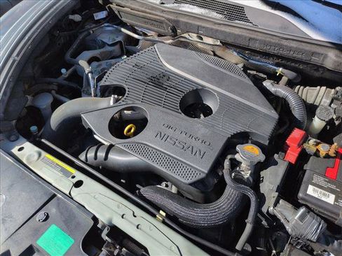 Used 2015 Nissan Juke SL image 21