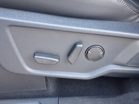 New 2025 Ford Bronco Badlands w/ Sasquatch Package image 17