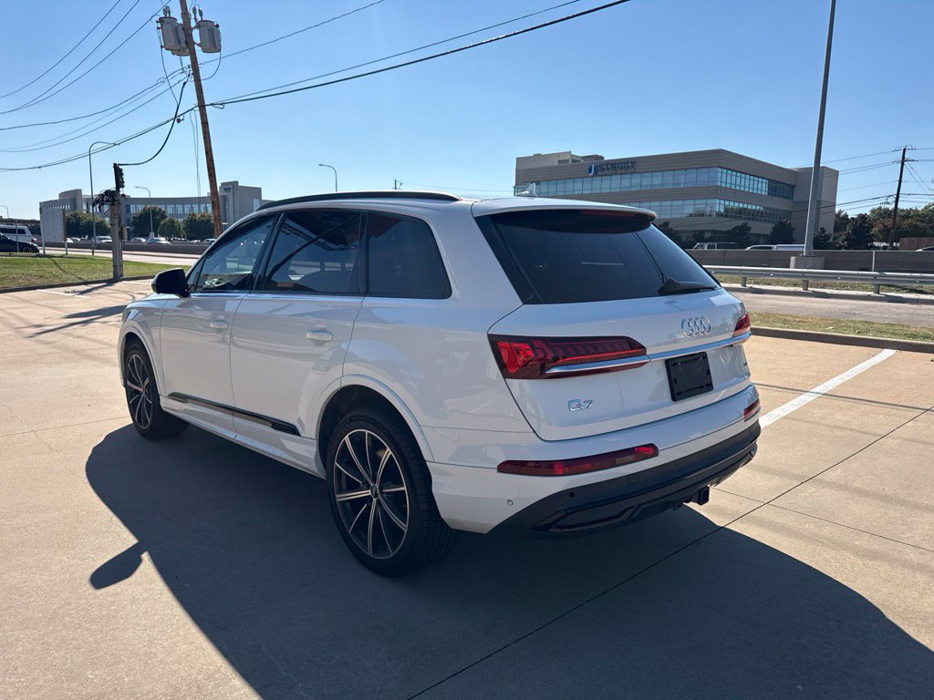 Used 2020 Audi Q7 3.0T Prestige AWD/4WD image 13