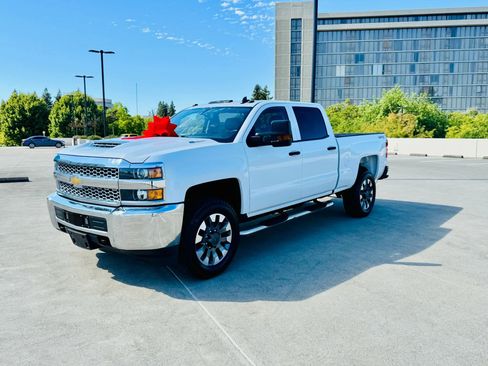 Used 2019 Chevrolet Silverado 2500 W/T w/ Snow Plow Prep Package image 22