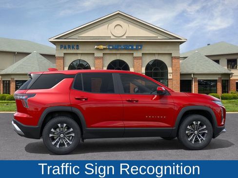 New 2026 Chevrolet Equinox LT w/ Safety and Technology Package image 7