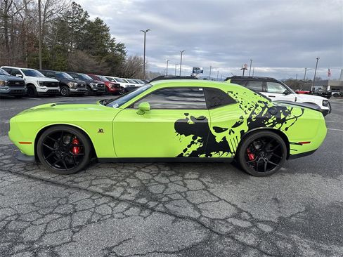 Used 2015 Dodge Challenger R/T Scat Pack image 4