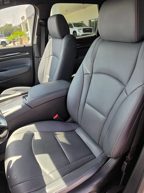 Used 2024 Buick Enclave Essence w/ Experience Buick Package AWD/4WD image 15