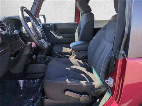 Used 2013 Jeep Wrangler Rubicon w/ PWR Convenience Group image 14