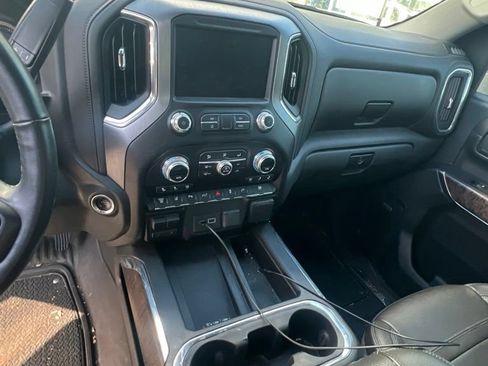 Used 2023 GMC Sierra 3500 Denali w/ Denali Ultimate Package AWD/4WD image 17