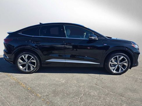 Used 2025 Audi Q4 e-tron Prestige w/ Cold Weather Package image 2