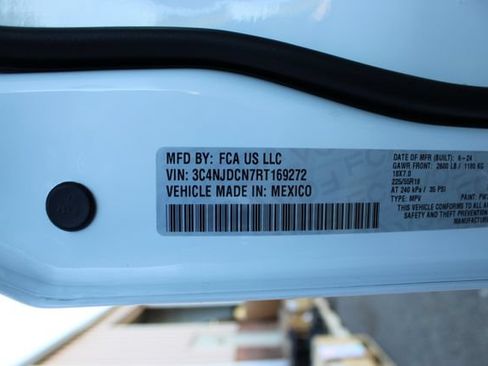 Used 2024 Jeep Compass Limited AWD/4WD image 41