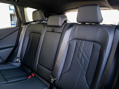 Used 2026 BMW X3 xDrive30 w/ Premium Package image 24