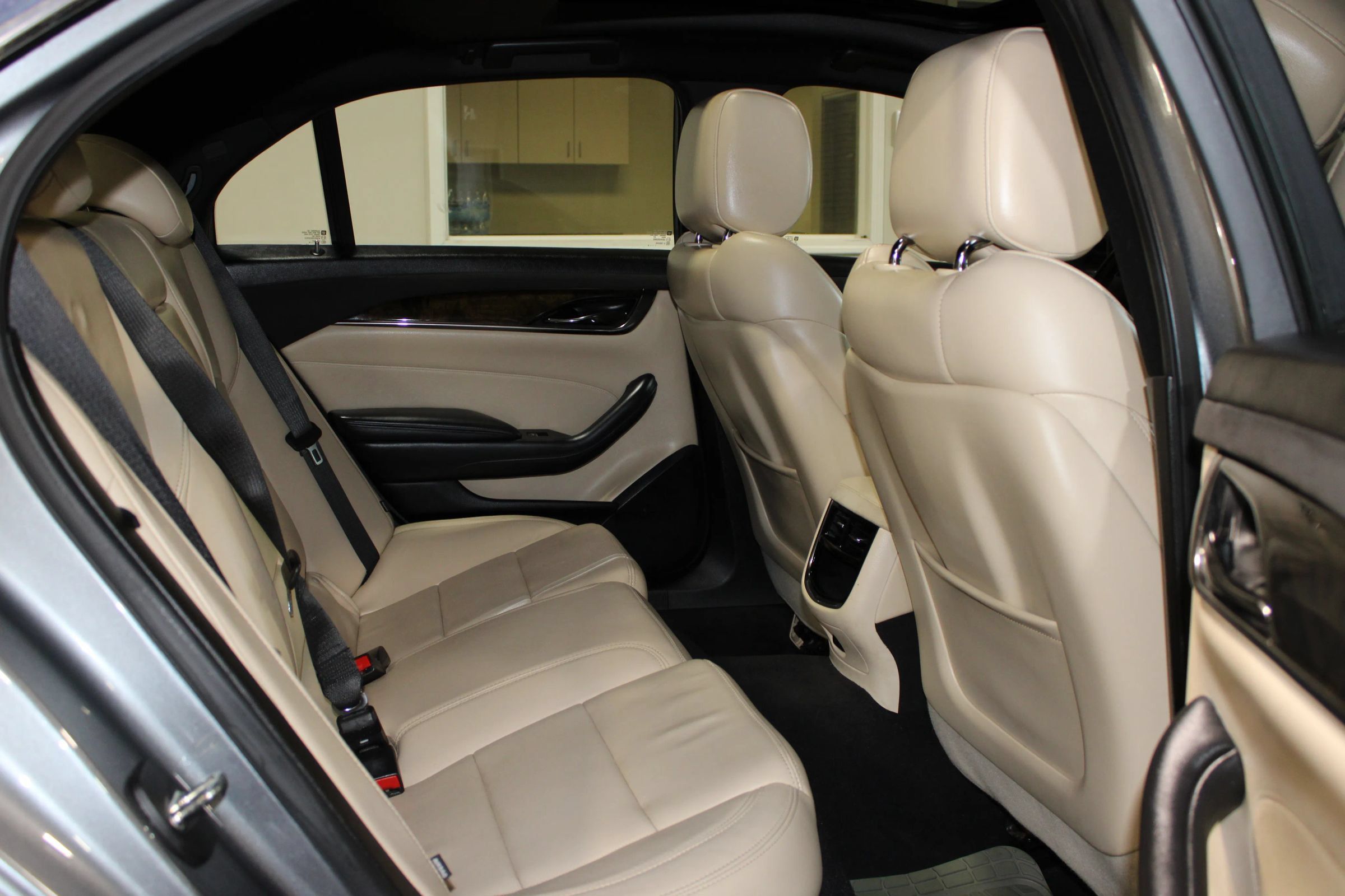 Used 2018 Cadillac CTS Luxury RWD image 34