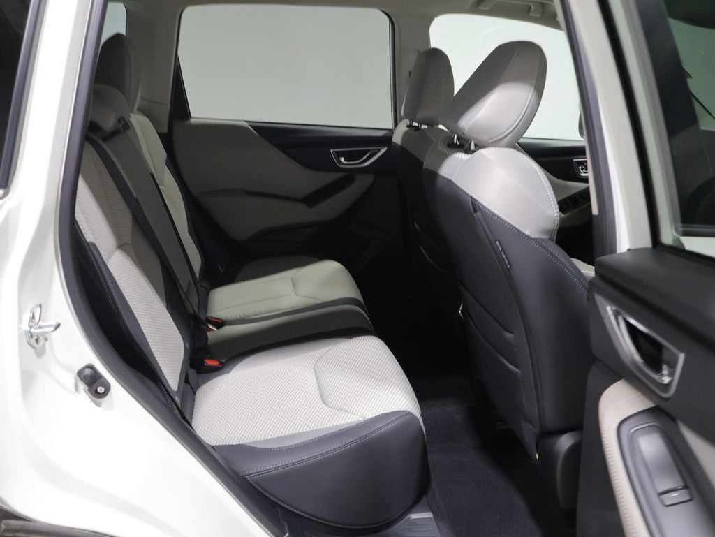 Used 2024 Subaru Forester Premium AWD/4WD image 20