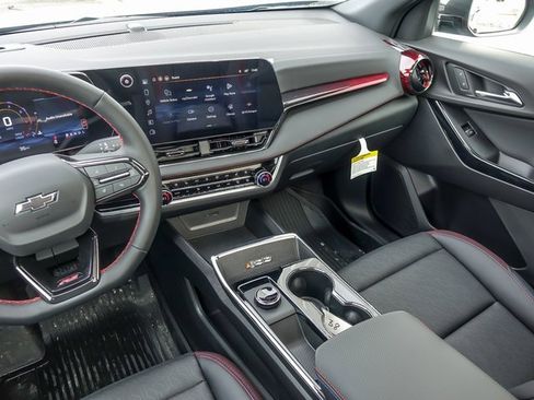 New 2026 Chevrolet Equinox RS w/ Convenience Package III image 19