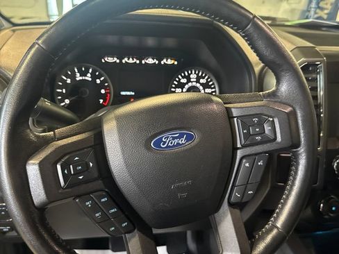 Used 2019 Ford F150 XLT w/ Equipment Group 302A Luxury AWD/4WD image 10