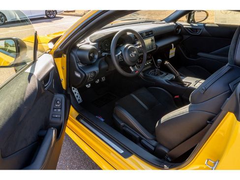 New 2026 Toyota GR86 YUZU Limited image 12
