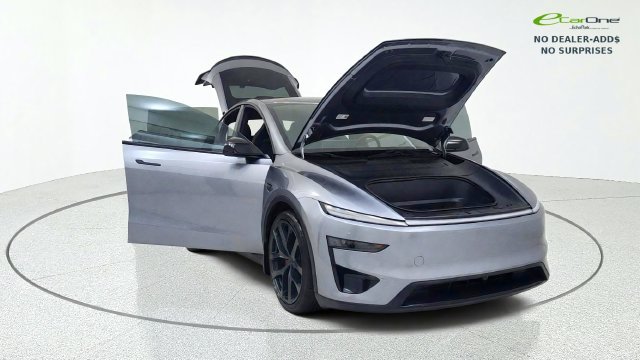 Used 2026 Tesla Model Y Performance AWD/4WD image 12