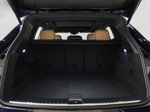 New 2025 Porsche Cayenne image 15