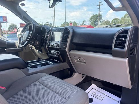 Used 2020 Ford F150 XLT w/ Equipment Group 302A Luxury AWD/4WD image 18
