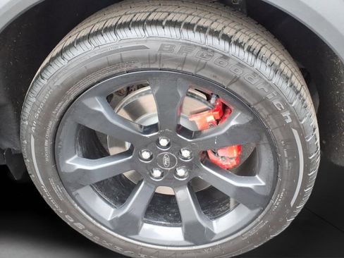 Used 2020 Ford Explorer ST w/ ST Street Pack image 8