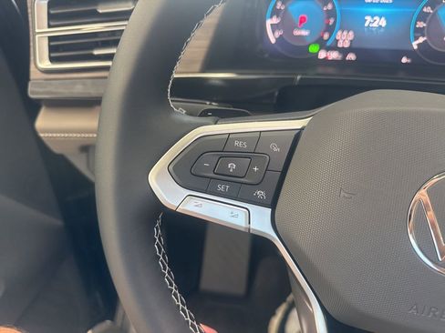 New 2026 Volkswagen Atlas SEL AWD/4WD image 17