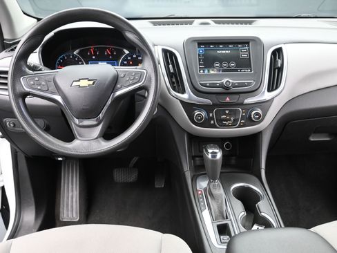 Used 2019 Chevrolet Equinox LT FWD image 20