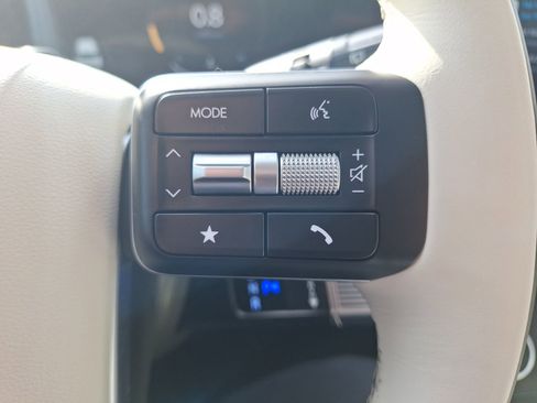 Used 2025 Hyundai Santa Fe Calligraphy image 20