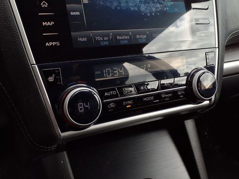 Used 2018 Subaru Legacy 2.5i Limited image 9