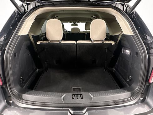 Used 2020 Ford Explorer 2WD image 29