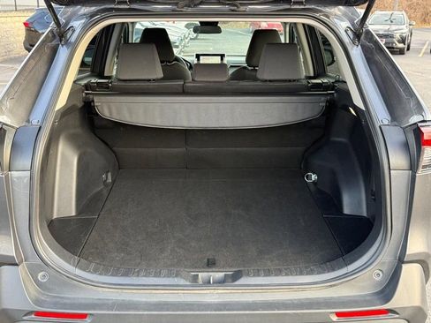 Used 2025 Toyota RAV4 XLE image 4