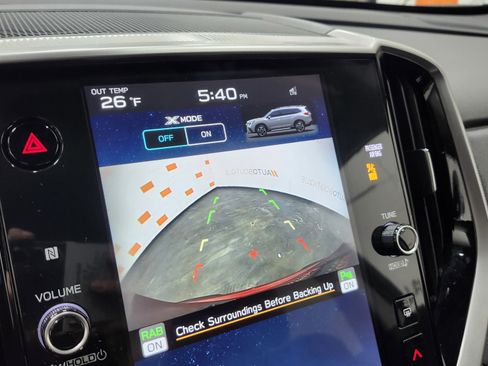 Used 2025 Subaru Ascent Premium image 2