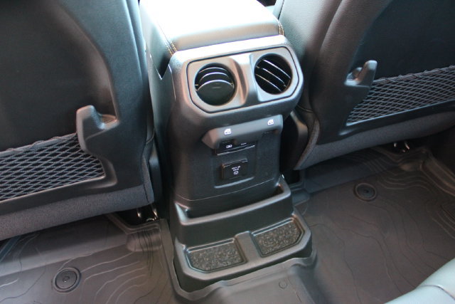 New 2026 Jeep Wrangler Unlimited Sahara AWD/4WD image 43