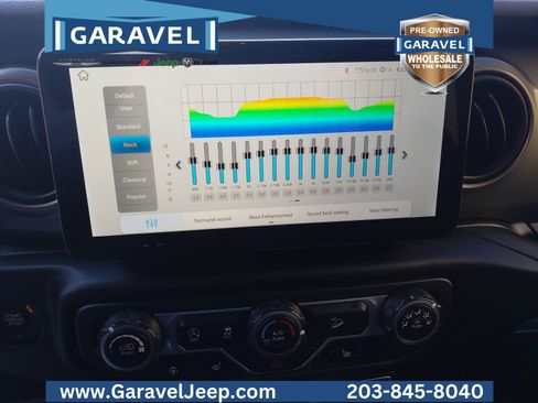 Used 2019 Jeep Wrangler Sport image 15