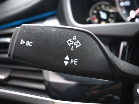 Used 2019 BMW X6 sDrive35i w/ M Sport Package image 28