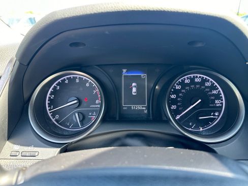 Used 2022 Toyota Camry SE FWD image 18