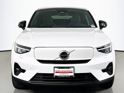 Used 2023 Volvo C40 P8 Recharge Ultimate AWD/4WD image 2