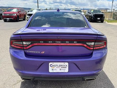 Used 2018 Dodge Charger GT AWD/4WD image 4