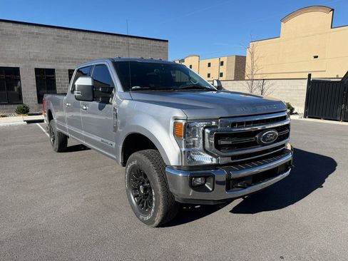 Used 2020 Ford F250 Lariat w/ Lariat Value Package image 1