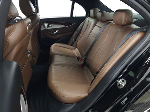 Used 2019 Mercedes-Benz E 450 4MATIC Sedan image 35