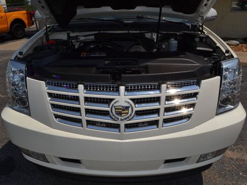 Used 2008 Cadillac Escalade EXT AWD/4WD image 52