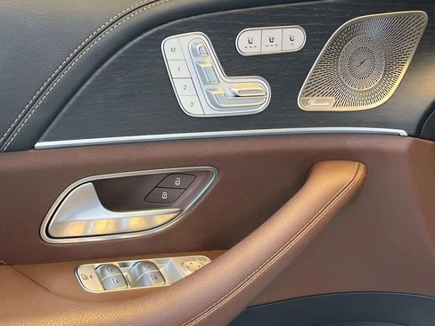 Used 2024 Mercedes-Benz GLE 350 4MATIC image 25