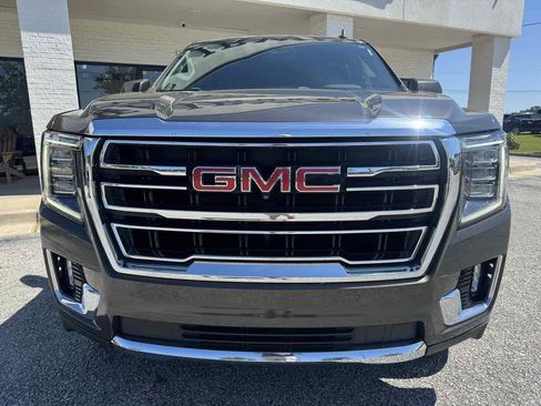 Used 2021 GMC Yukon SLT w/ Rear Media and Nav Package RWD image 3