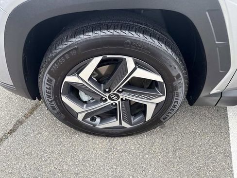 Certified 2022 Hyundai Tucson Limited image 14