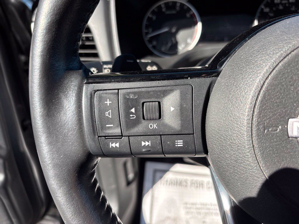 Certified 2023 Nissan Rogue SV w/ SV Premium B Package AWD/4WD image 23