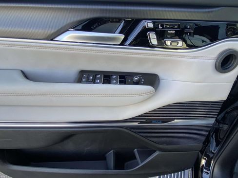 New 2026 Jeep Grand Wagoneer Summit w/ Rear Seat Video Group I image 18