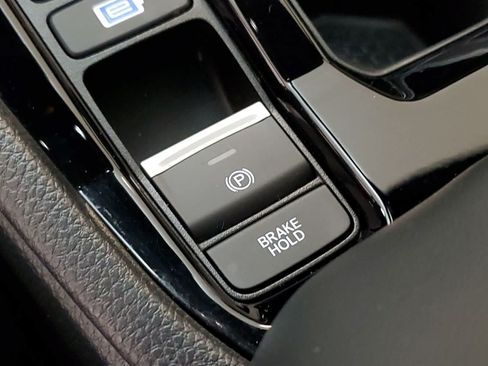 Certified 2023 Honda Accord Sport image 31