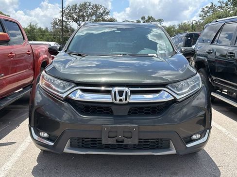 Used 2018 Honda CR-V Touring image 2