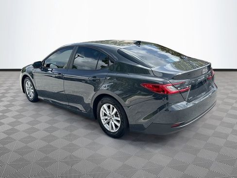 Used 2025 Toyota Camry LE image 6