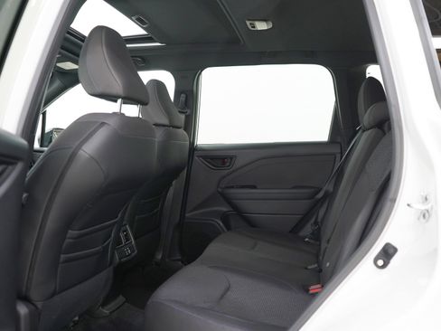 Used 2026 Subaru Forester Premium AWD/4WD image 16