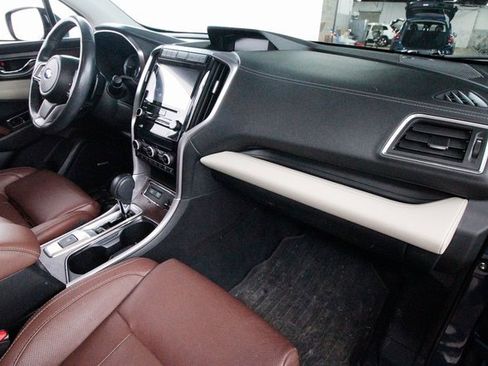Used 2019 Subaru Ascent Touring w/ Popular Package #3 image 24